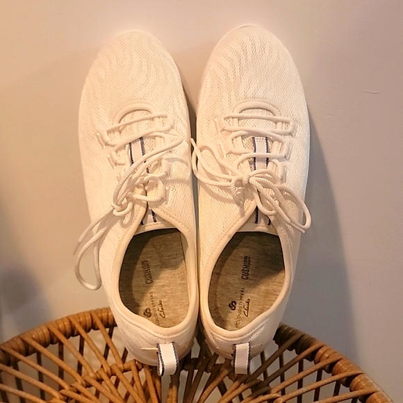 Clarks - Picture 4 of 7